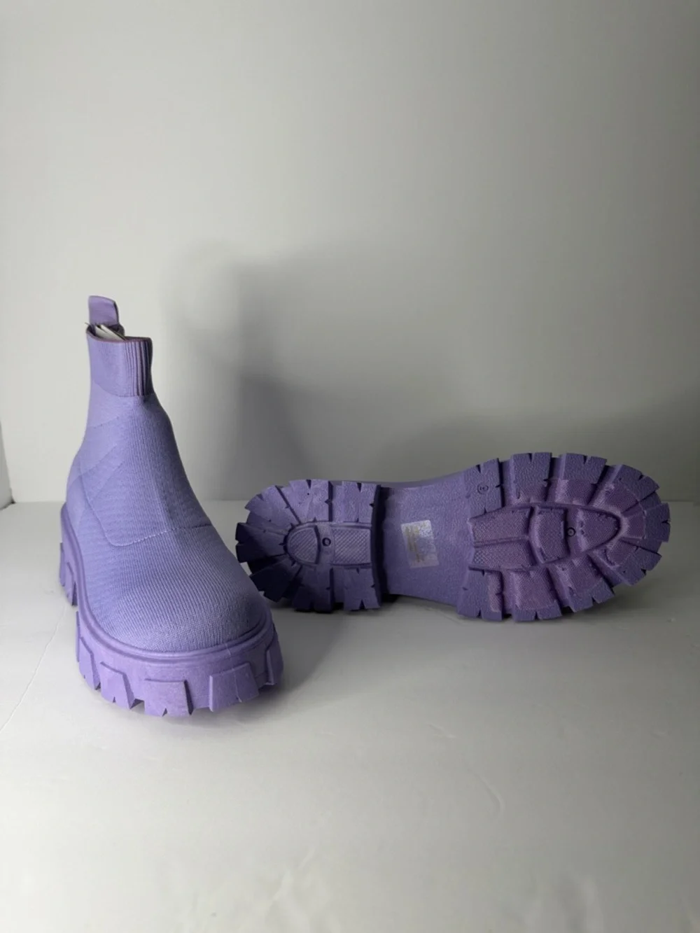 Cape Robbin Lavender Chunky Knit Chelsea Booties - Picture 5 of 5